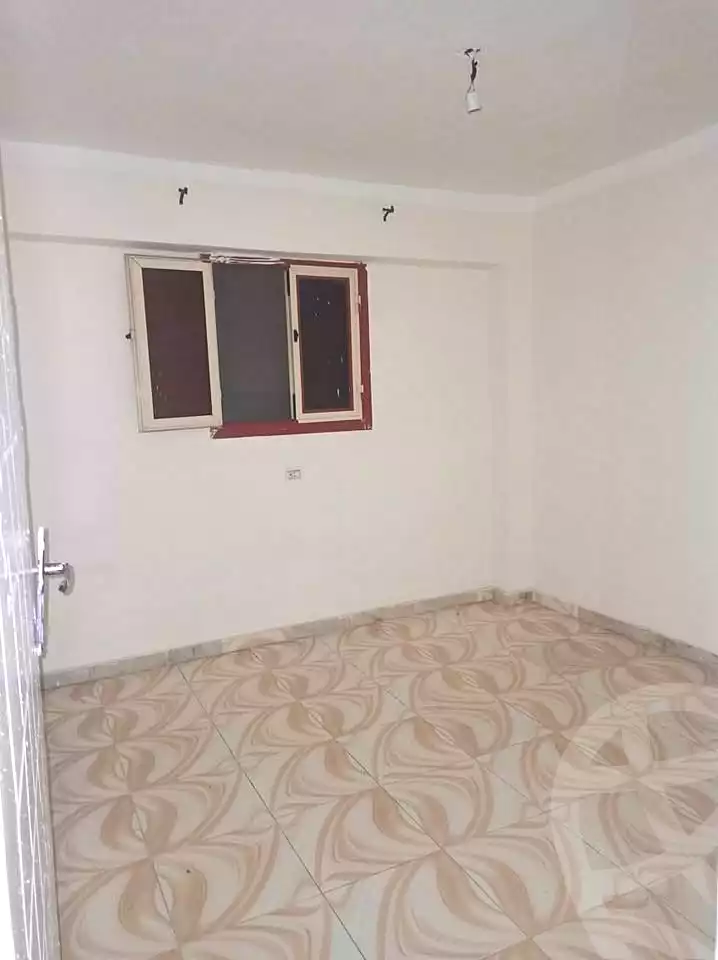 https://aqarmap.com.eg/ar/listing/7104087-for-rent-alexandria-al-agamy-lbytsh-al-aeda-al-kadema-st