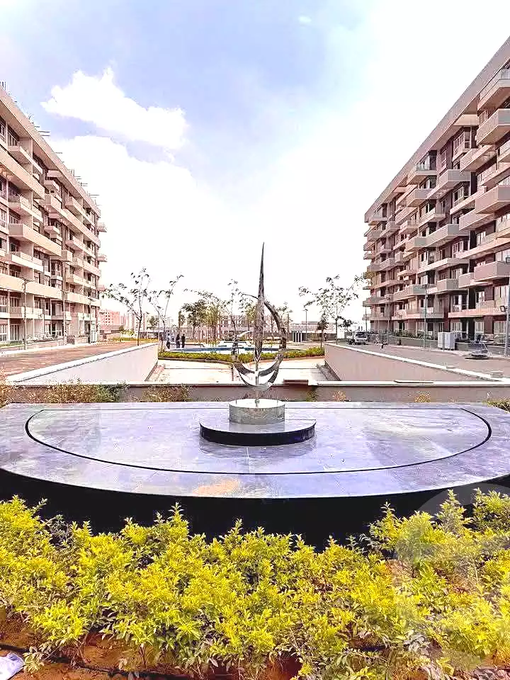 https://aqarmap.com.eg/en/listing/7104055-for-sale-cairo-new-administrative-capital-r7-scenario
