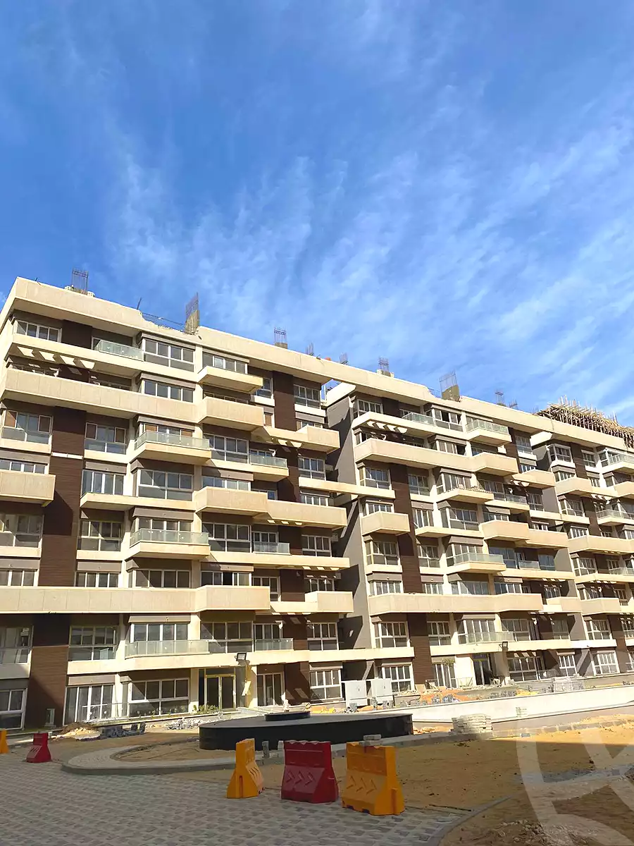 https://aqarmap.com.eg/en/listing/7104055-for-sale-cairo-new-administrative-capital-r7-scenario