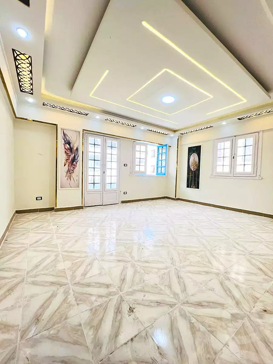 https://aqarmap.com.eg/ar/listing/7104432-for-sale-alexandria-al-agamy-shataa-el-nakheel