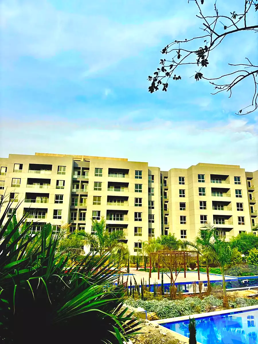 https://aqarmap.com.eg/ar/listing/7104487-for-sale-cairo-new-cairo-lmstqbl-syty-compounds-zyzyny-lmstqbl-rdk-llttwyr