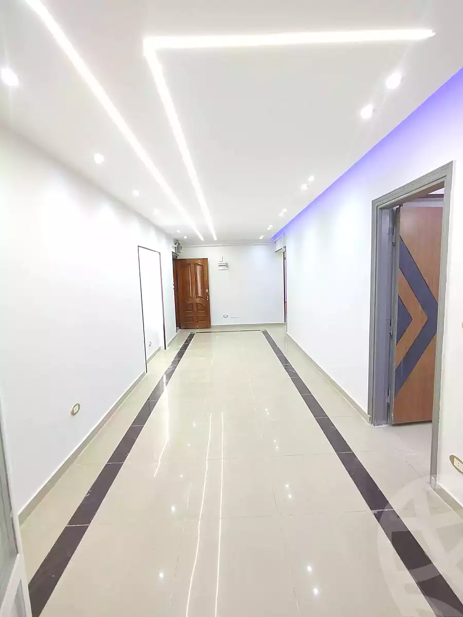 https://aqarmap.com.eg/ar/listing/7104583-for-sale-alexandria-lsywf-el-falki
