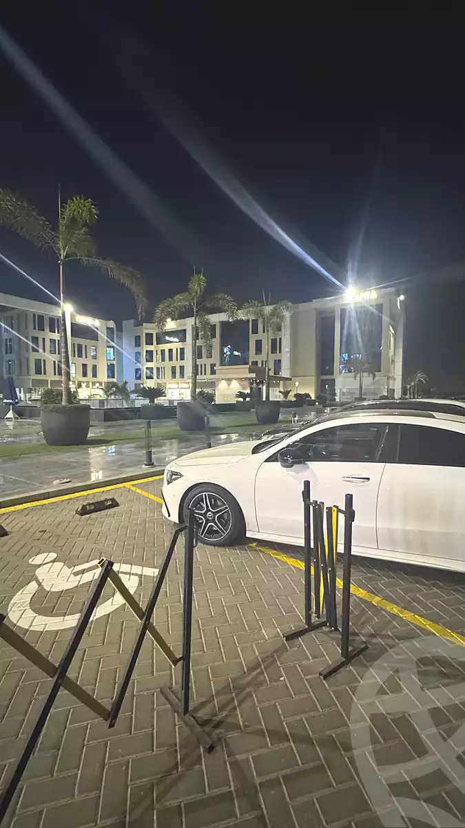 https://aqarmap.com.eg/ar/listing/7105005-for-rent-cairo-new-cairo-compounds-mivida-mivida-business-park-emaar