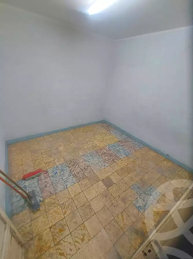 https://aqarmap.com.eg/en/listing/7105279-for-sale-cairo-helwan-sherif-st
