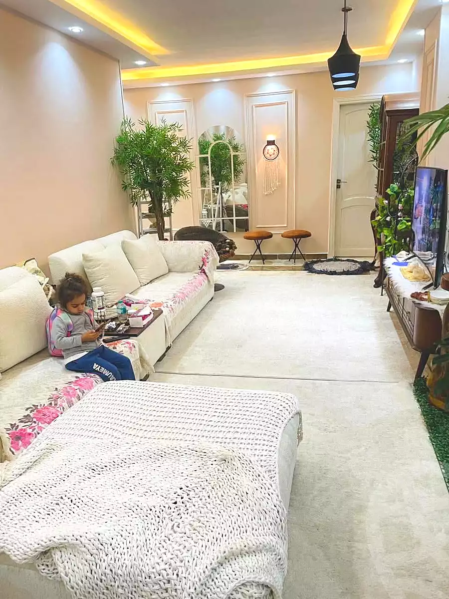 https://aqarmap.com.eg/en/listing/7105472-for-sale-alexandria-el-mandara-alex-el-mandara-bahri