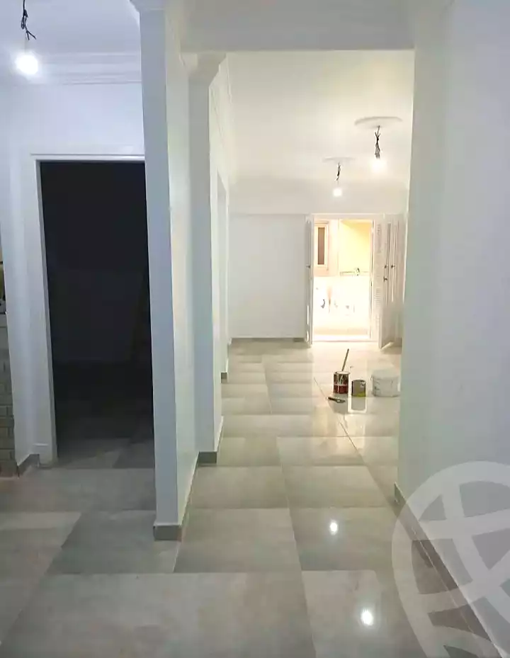 https://aqarmap.com.eg/ar/listing/7105466-for-sale-alexandria-al-agamy-bw-ywsf-hosni-mubarak-st