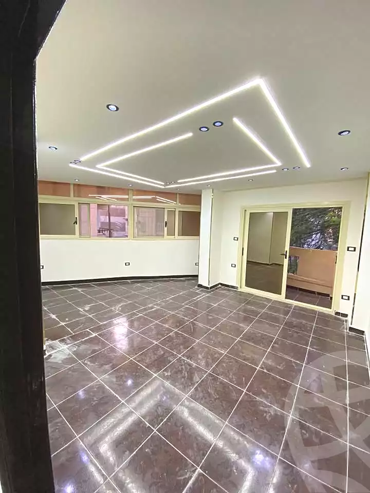 https://aqarmap.com.eg/ar/listing/7105660-for-sale-alexandria-al-agamy-lbytsh-shahr-al-assal-st