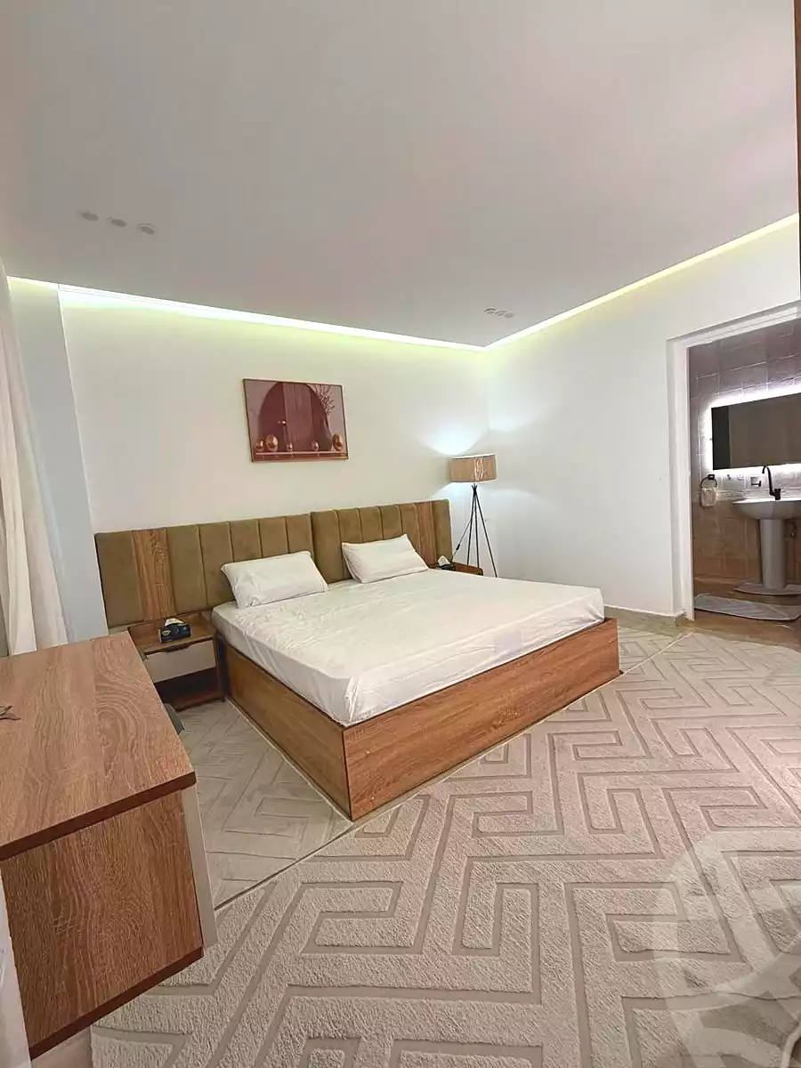 https://aqarmap.com.eg/ar/listing/7105754-for-rent-cairo-new-cairo-lrhb-city-phase-8