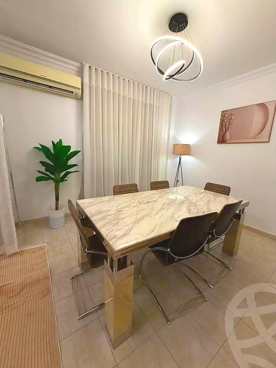 https://aqarmap.com.eg/ar/listing/7105754-for-rent-cairo-new-cairo-lrhb-city-phase-8