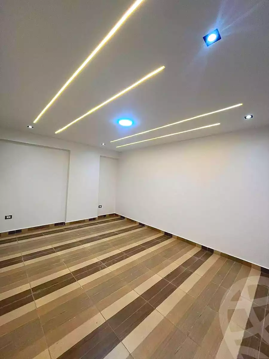 https://aqarmap.com.eg/ar/listing/7105877-for-sale-alexandria-al-agamy-lbytsh-emtedad-al-ryad-st