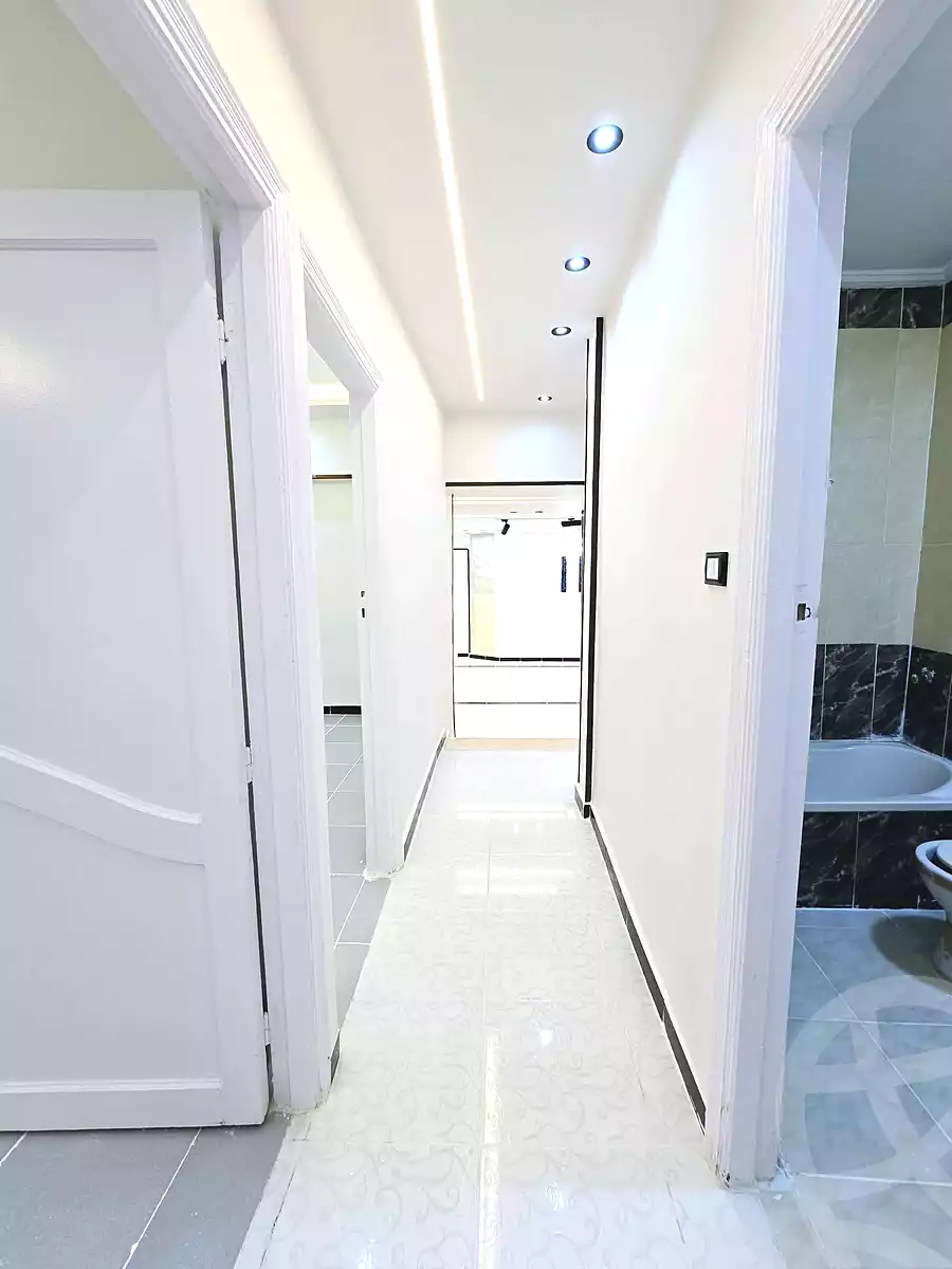 https://aqarmap.com.eg/ar/listing/7105982-for-sale-alexandria-al-agamy-shataa-el-nakheel