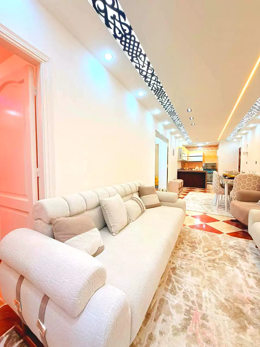 https://aqarmap.com.eg/ar/listing/7106048-for-sale-alexandria-al-agamy-shataa-el-nakheel