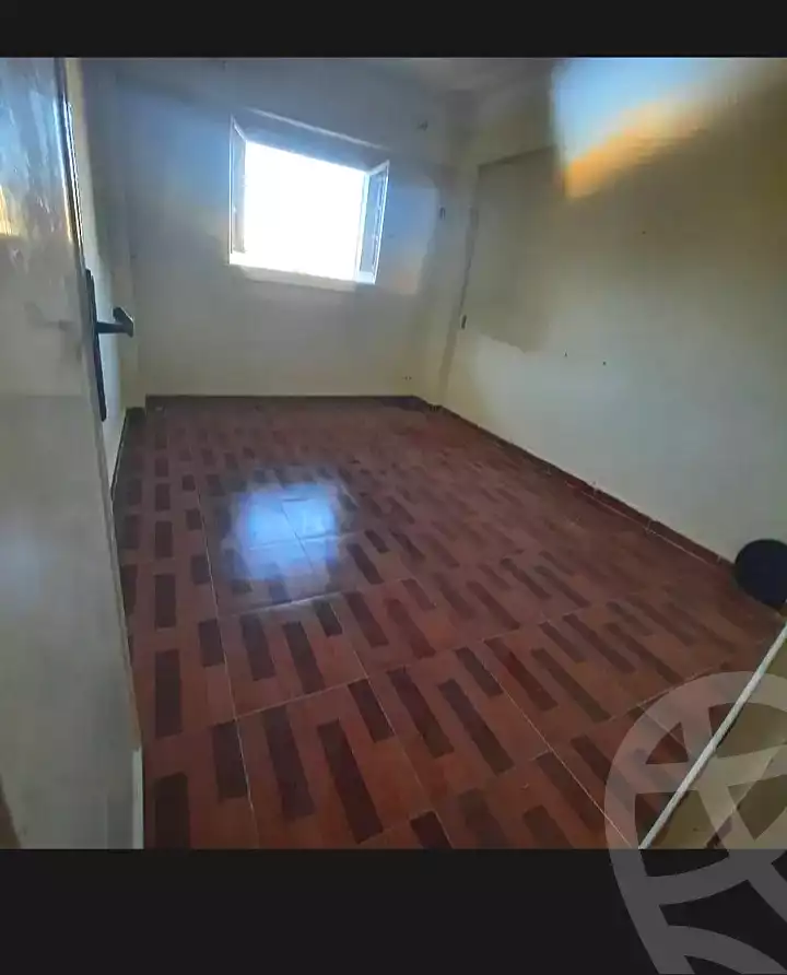 https://aqarmap.com.eg/ar/listing/7106242-for-sale-alexandria-al-agamy-el-hanouvel-al-asdakaa-st
