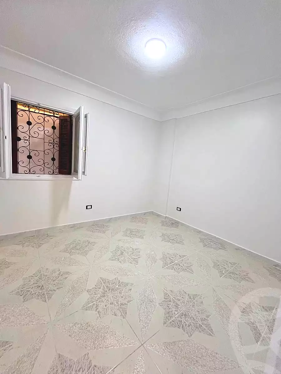 https://aqarmap.com.eg/ar/listing/7106344-for-sale-alexandria-al-agamy-shataa-el-nakheel