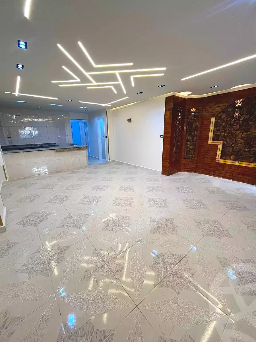 https://aqarmap.com.eg/ar/listing/7106344-for-sale-alexandria-al-agamy-shataa-el-nakheel