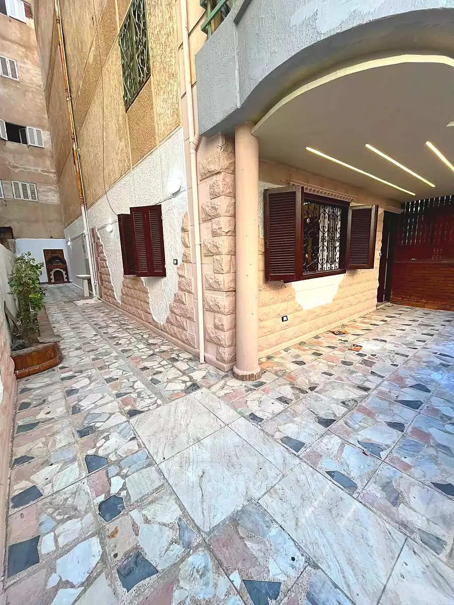 https://aqarmap.com.eg/ar/listing/7106344-for-sale-alexandria-al-agamy-shataa-el-nakheel