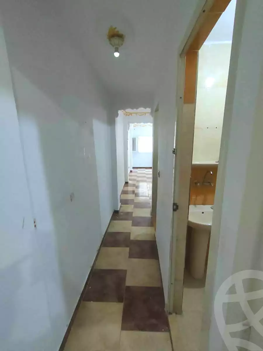 https://aqarmap.com.eg/ar/listing/7106540-for-sale-alexandria-lsywf-el-falki