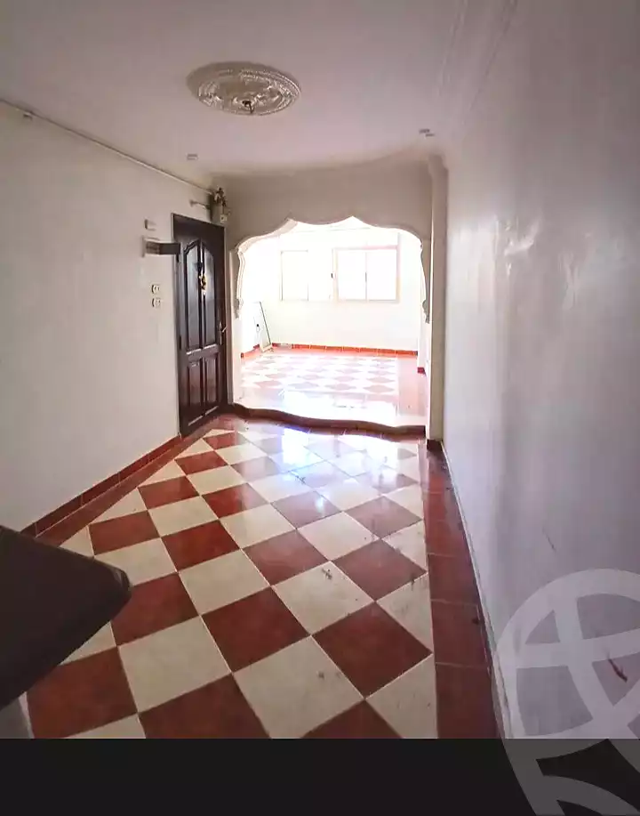 https://aqarmap.com.eg/ar/listing/7106724-for-sale-alexandria-lsywf-el-seyouf-qebly-el-salam-st