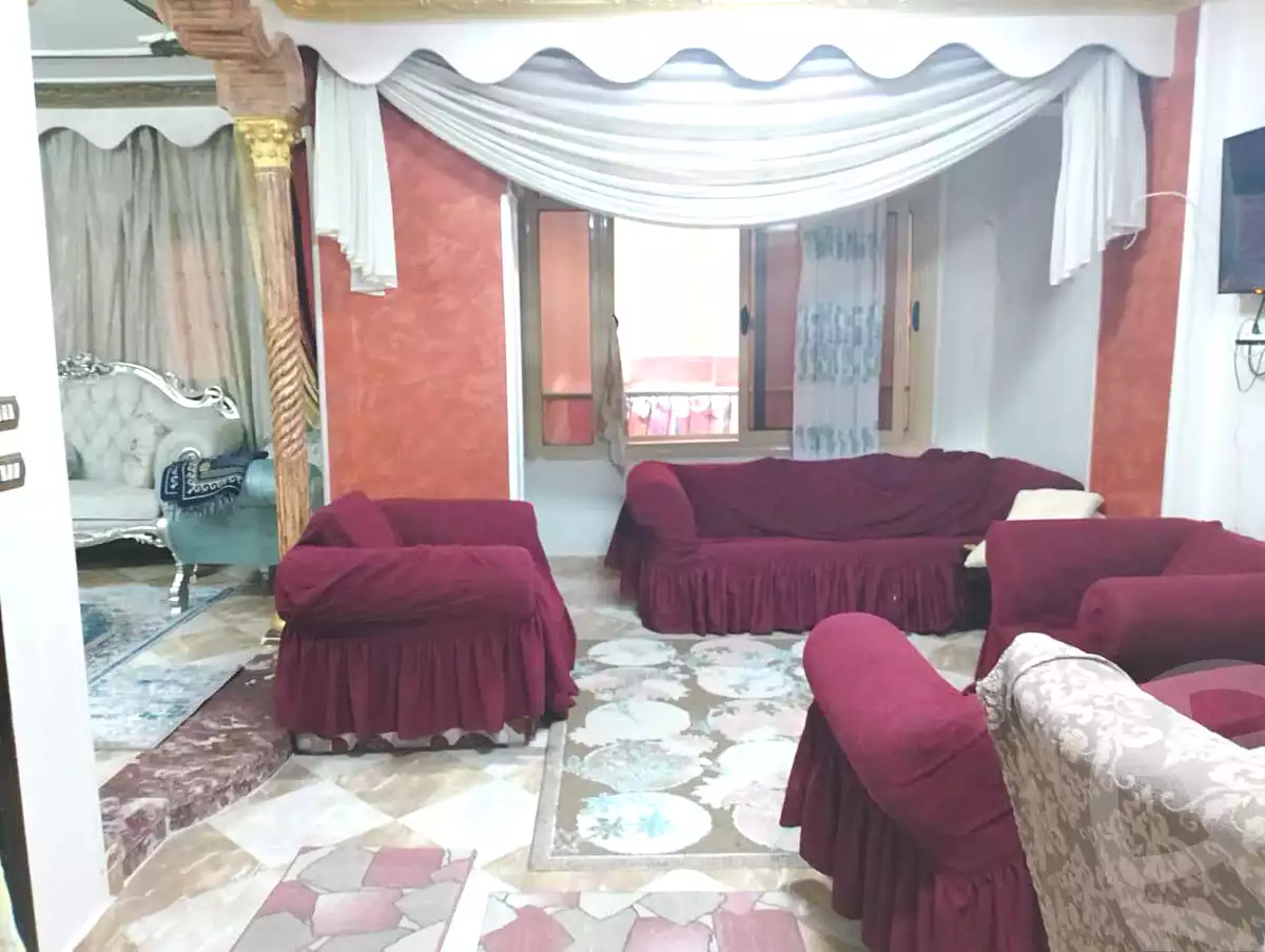 https://aqarmap.com.eg/ar/listing/7106984-for-sale-cairo-helwan-hadayek-helwan-nile-corniche-st