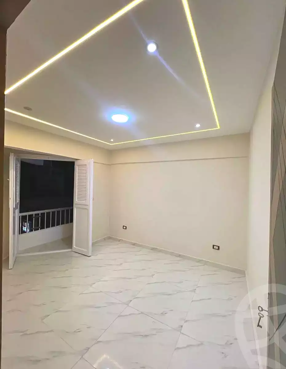 https://aqarmap.com.eg/en/listing/7107012-for-sale-alexandria-sydy-bshr-sydy-bshr-bhry-shr-khld-bn-lwlyd