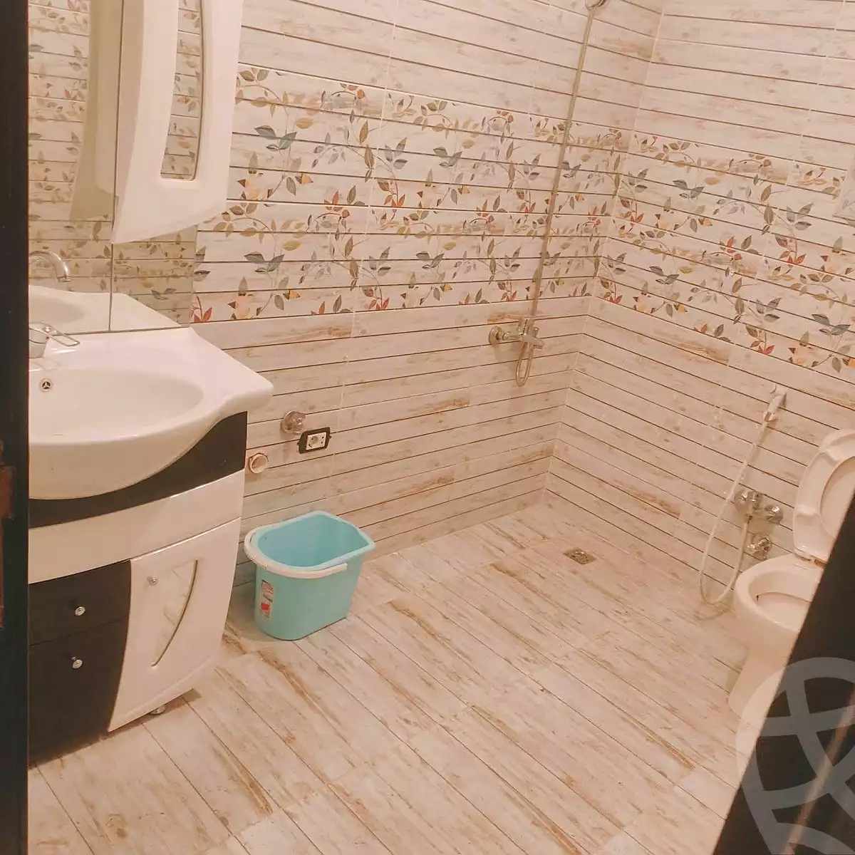 https://aqarmap.com.eg/ar/listing/7107277-for-rent-alexandria-lsywf-shamaa