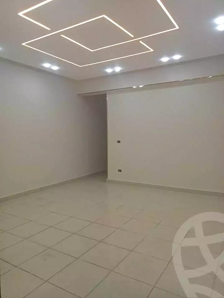 https://aqarmap.com.eg/ar/listing/7107394-for-sale-alexandria-miami-mahmoud-el-isawy-st