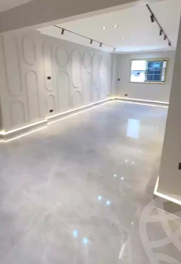 https://aqarmap.com.eg/ar/listing/7107615-for-sale-alexandria-el-asafra-shr-45