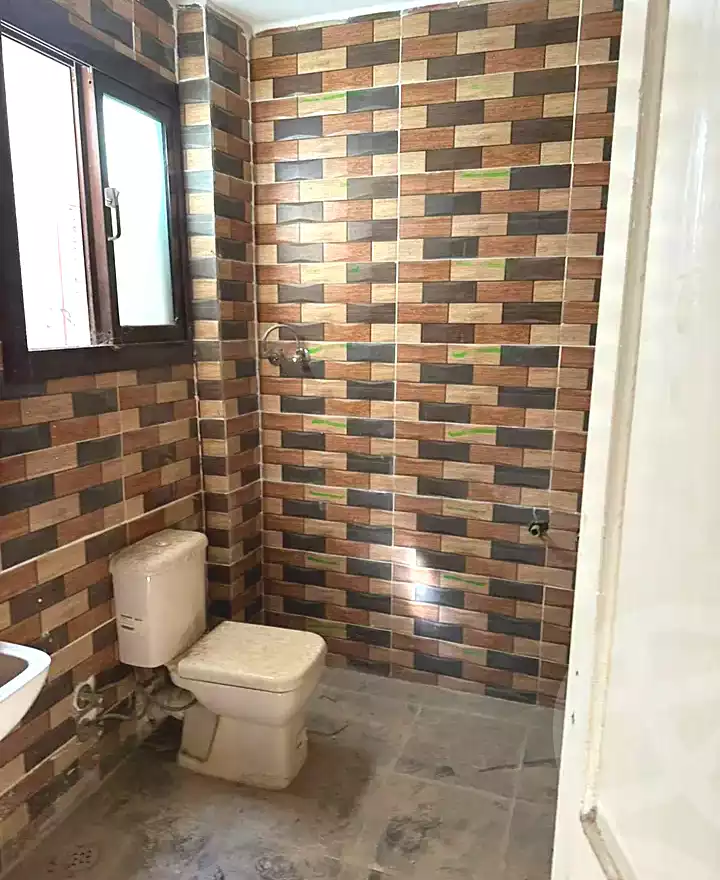 https://aqarmap.com.eg/ar/listing/7049247-for-sale-alexandria-al-agamy-el-hanouvel