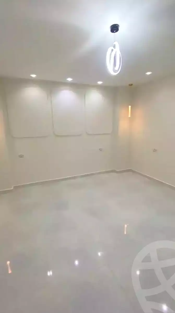 https://aqarmap.com.eg/ar/listing/7108133-for-sale-alexandria-al-agamy-lbytsh