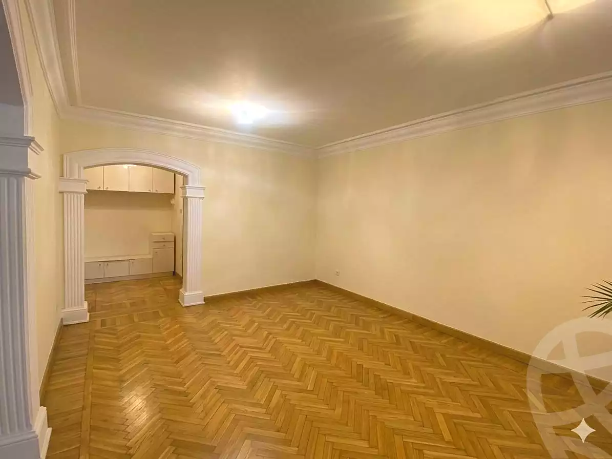 https://aqarmap.com.eg/ar/listing/7108405-for-sale-cairo-new-cairo-lrhb-city-phase-1-ali-amin-st