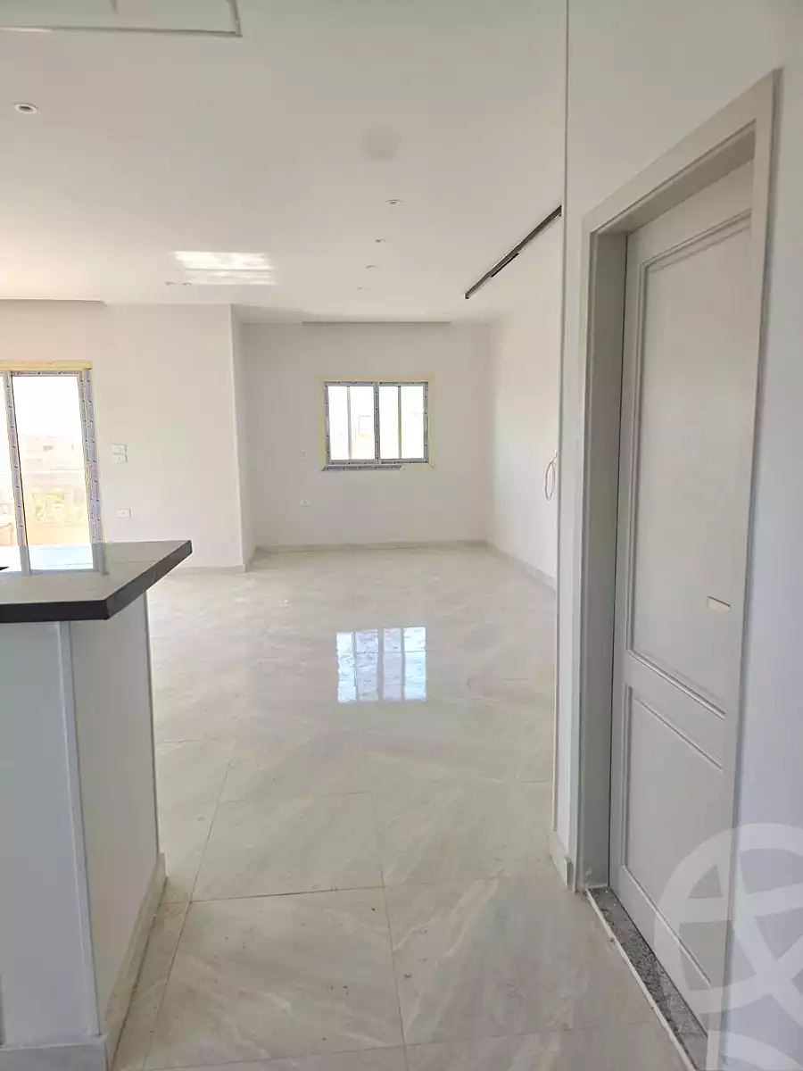 https://aqarmap.com.eg/ar/listing/7108835-for-rent-cairo-new-cairo-ganob-el-akadamiya-south-academy-b-taha-hussein-st