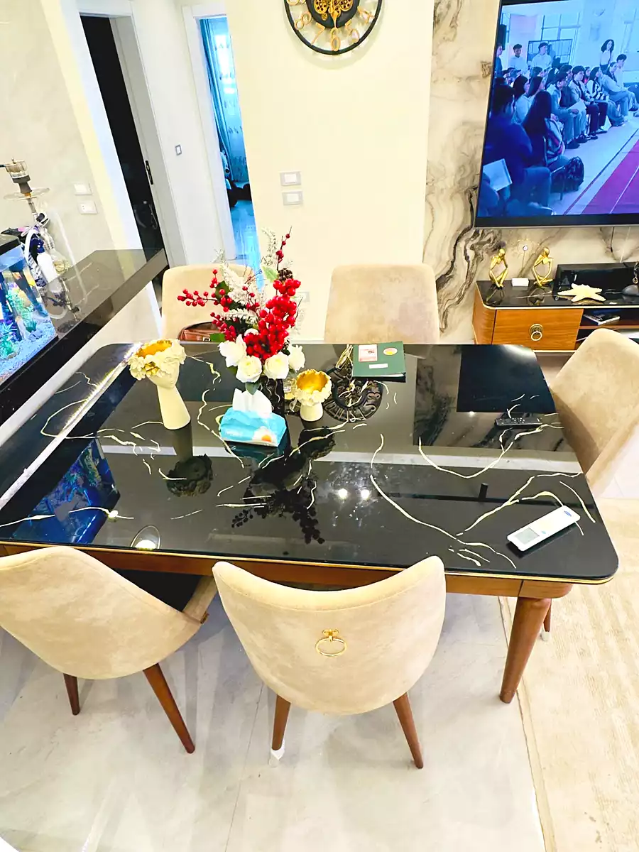 https://aqarmap.com.eg/ar/listing/7108875-for-rent-cairo-new-cairo-compounds-hyde-park-business-district