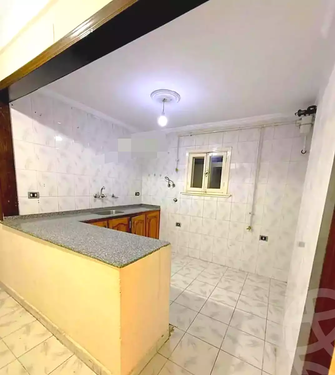 https://aqarmap.com.eg/ar/listing/7108946-for-sale-alexandria-sydy-bshr-sydy-bshr-bhry-shr-khld-bn-lwlyd