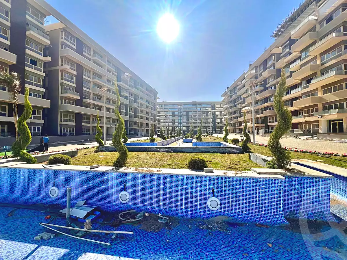 https://aqarmap.com.eg/ar/listing/7108998-for-sale-cairo-new-administrative-capital-r7-scenario
