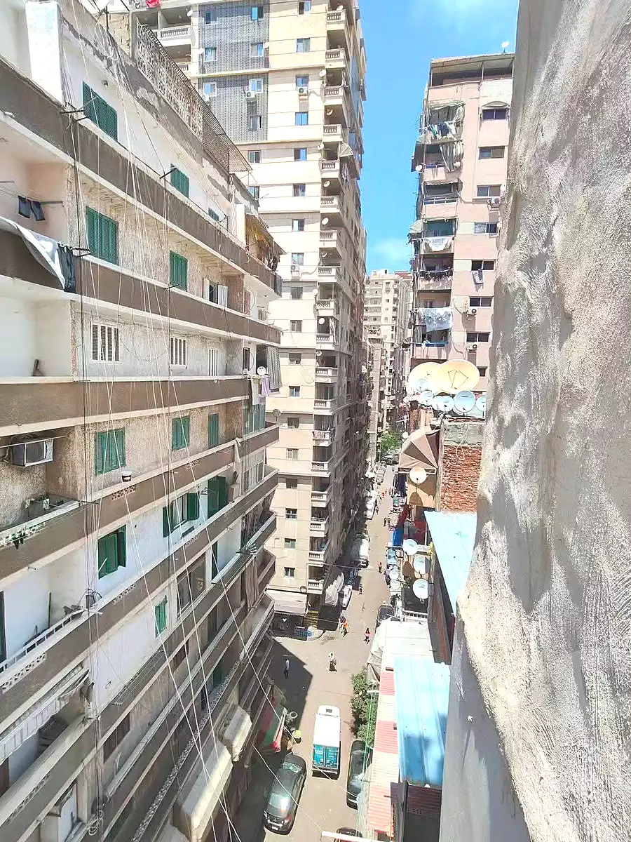 https://aqarmap.com.eg/en/listing/7109102-for-sale-alexandria-el-asafra-shr-jml-bd-lnsr