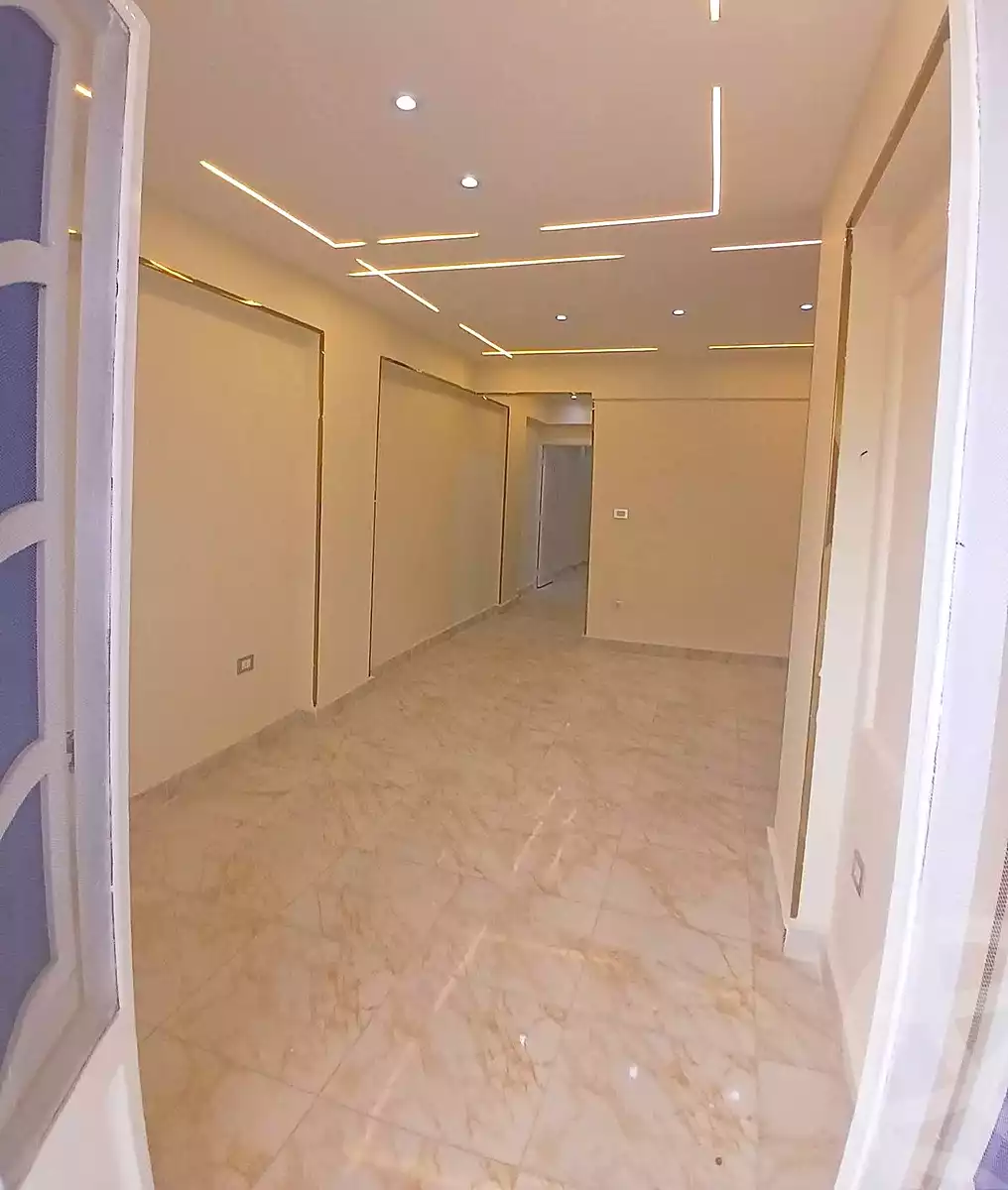 https://aqarmap.com.eg/en/listing/7109199-for-sale-alexandria-lsywf-el-falki