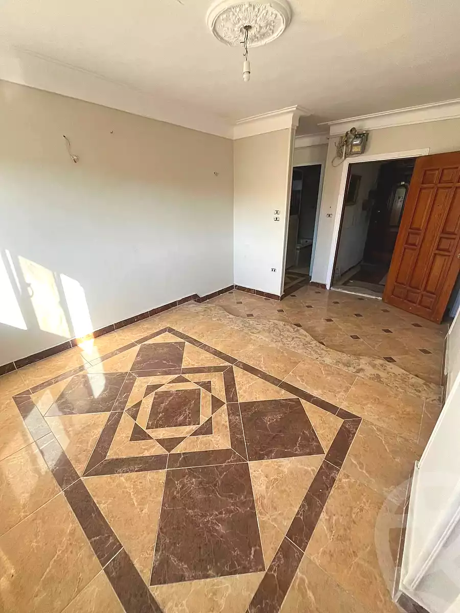 https://aqarmap.com.eg/ar/listing/7109288-for-sale-alexandria-lsywf-el-falki