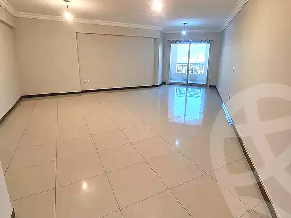 https://aqarmap.com.eg/ar/listing/7109361-for-sale-alexandria-el-montazah-compounds-in-el-montazah-marseilia-florence