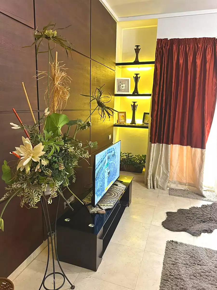 https://aqarmap.com.eg/ar/listing/7109538-for-rent-cairo-new-cairo-compounds-kmbwnd-dh-fyldj-blm-hylz