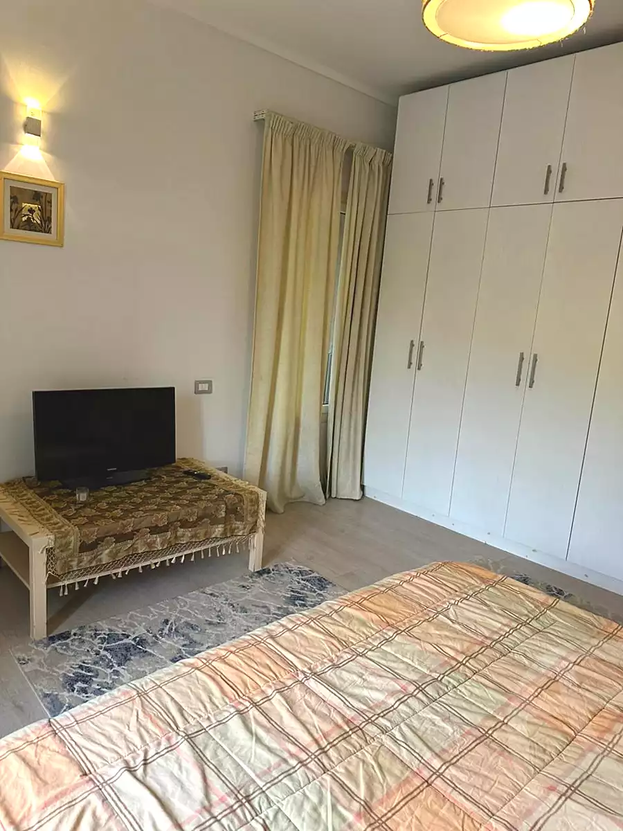 https://aqarmap.com.eg/en/listing/7109552-for-sale-cairo-new-cairo-compounds-kmbwnd-dh-fyldj-blm-hylz