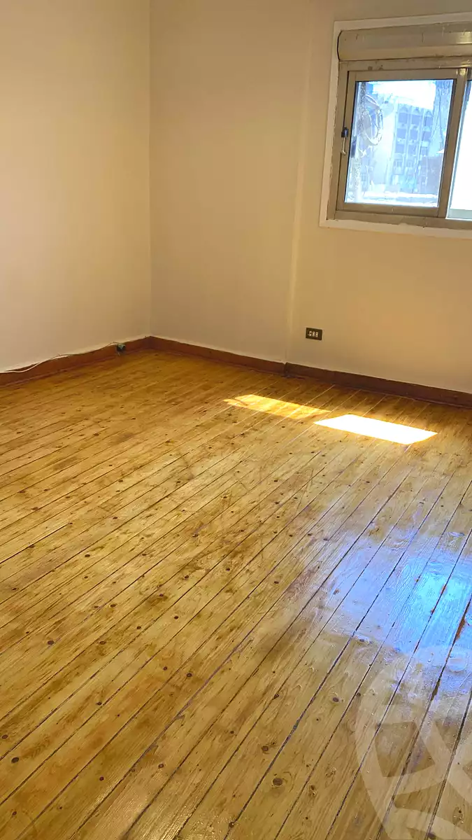 https://aqarmap.com.eg/ar/listing/7093442-for-rent-cairo-heliopolis-roxy-square-al-ahram-st