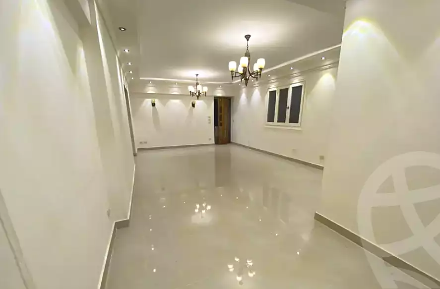 https://aqarmap.com.eg/ar/listing/7109732-for-rent-alexandria-ganaklis