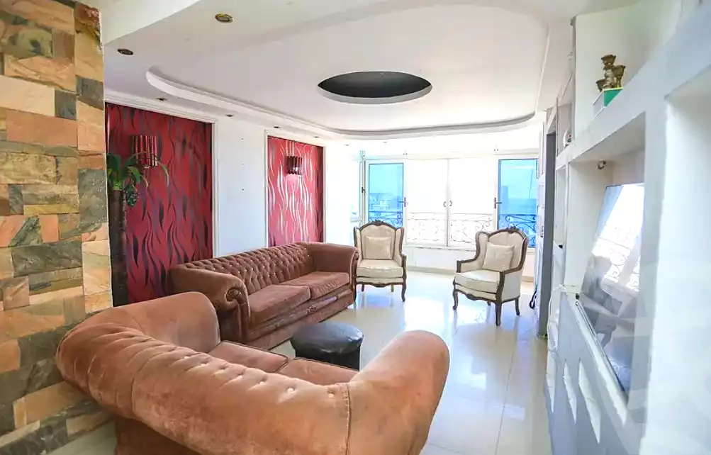 https://aqarmap.com.eg/en/listing/7109754-for-sale-alexandria-camp-cesar