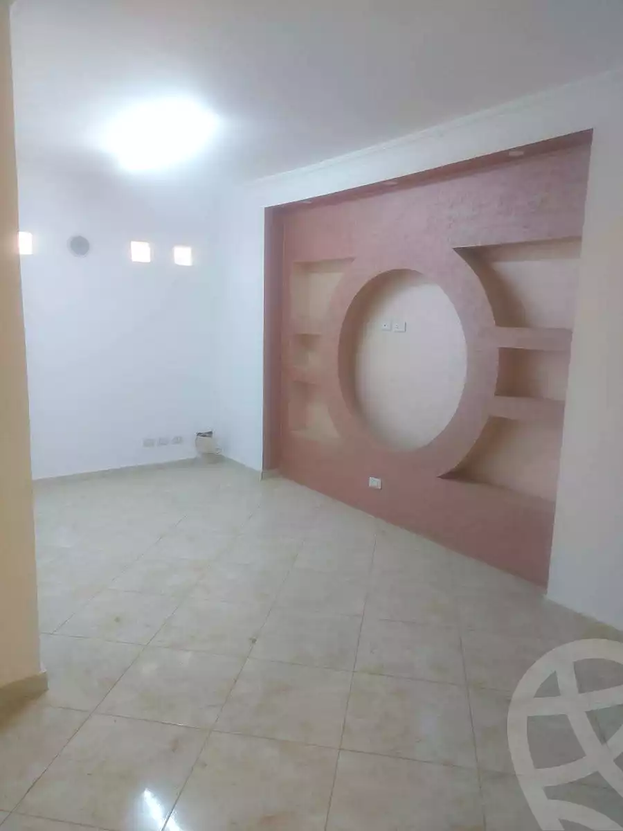 https://aqarmap.com.eg/ar/listing/7109797-for-sale-cairo-helwan-helwan-el-sharkeya-ismael-kamel-st