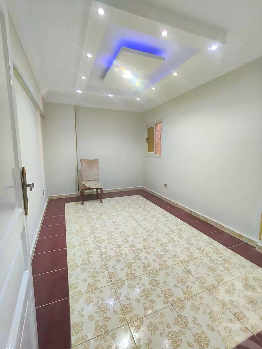 https://aqarmap.com.eg/ar/listing/7109857-for-sale-alexandria-el-asafra-l-sfr-bhry-atlas-st