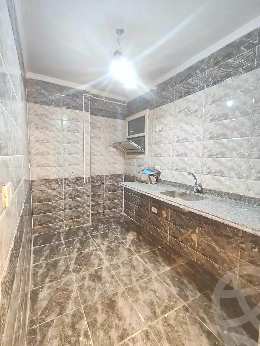 https://aqarmap.com.eg/ar/listing/7109860-for-sale-alexandria-el-asafra-shr-45