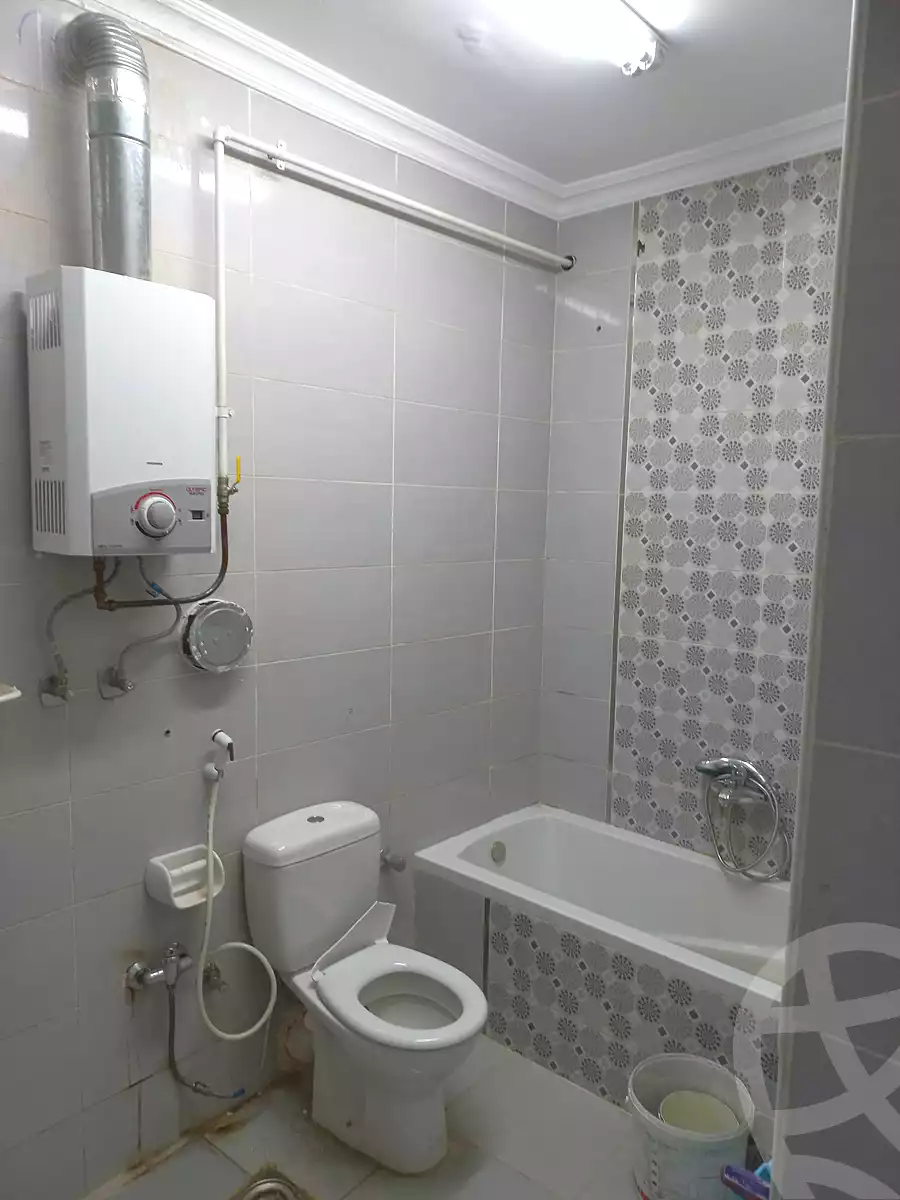 https://aqarmap.com.eg/ar/listing/7110000-for-rent-cairo-helwan-hadayek-helwan-nile-corniche-st