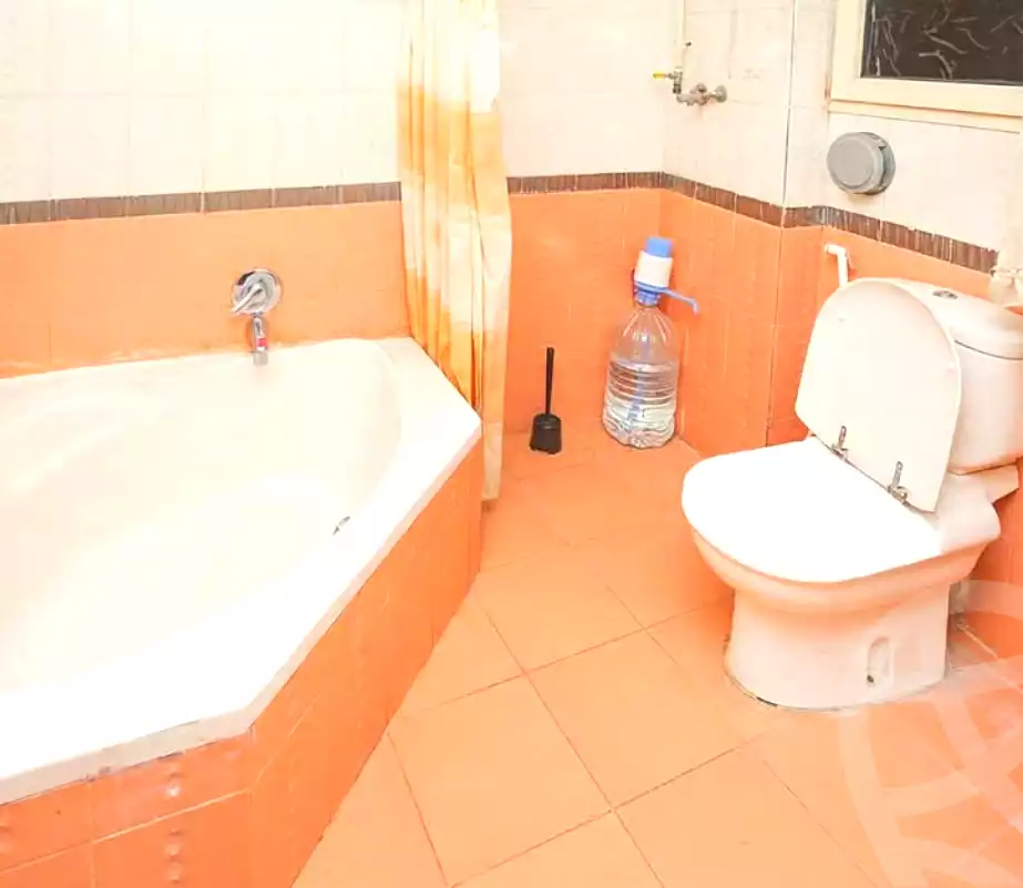 https://aqarmap.com.eg/ar/listing/7110019-for-sale-alexandria-ganaklis
