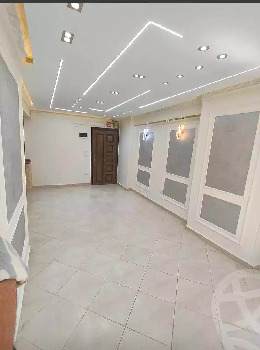 https://aqarmap.com.eg/ar/listing/7110353-for-sale-alexandria-el-asafra-l-sfr-bhry
