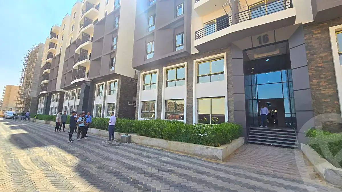 https://aqarmap.com.eg/ar/listing/7110434-for-sale-cairo-new-administrative-capital-r7-green-avenue